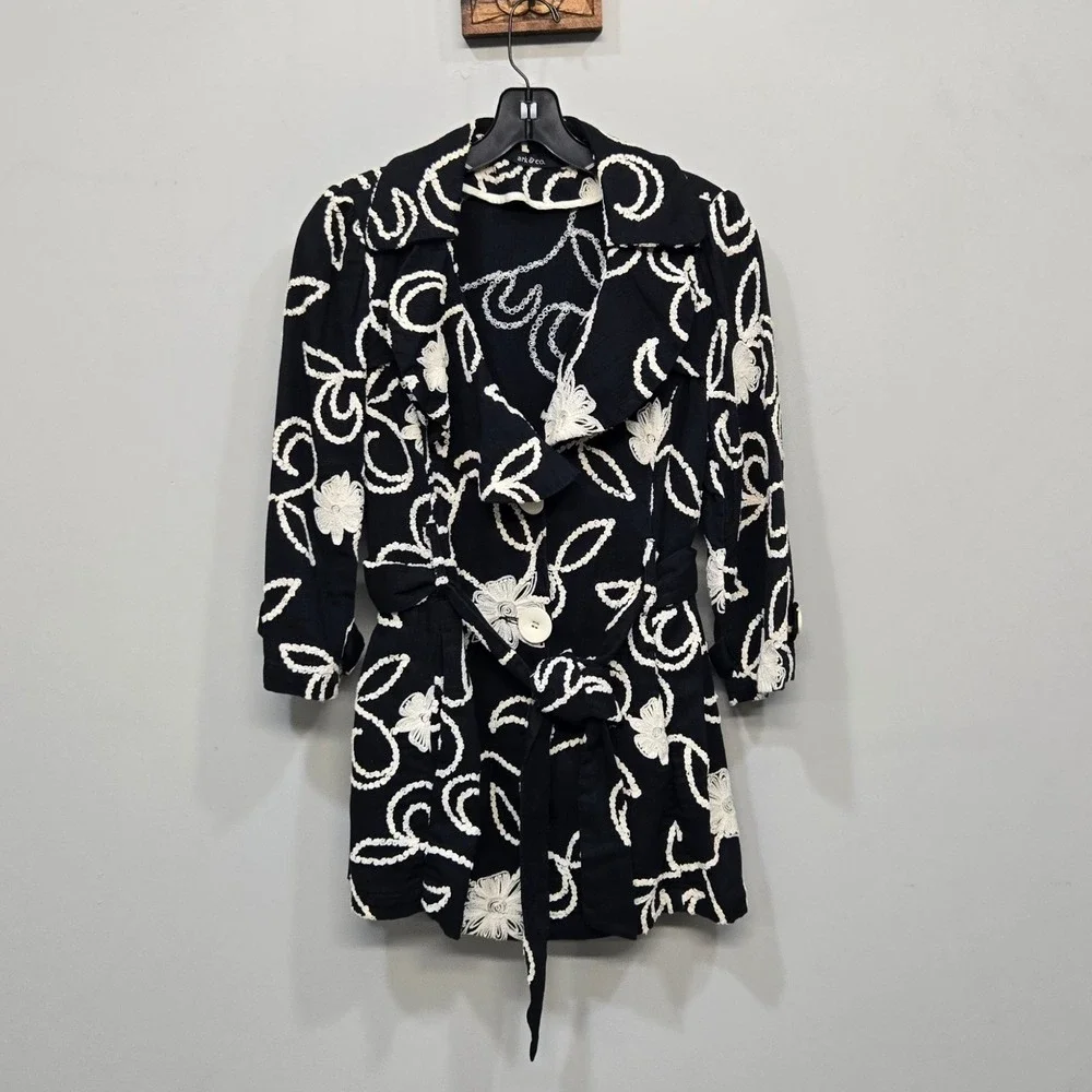 Ark & Co Jacket Medium Floral Embroidery Statement Romantic Whimsigoth Boho Chic